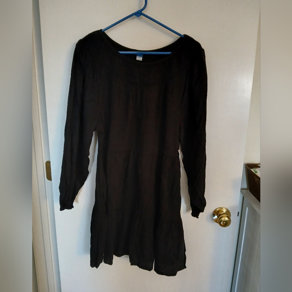 Old Navy Black Smocked Neck And Sleeve, Tiered Dress, Size M